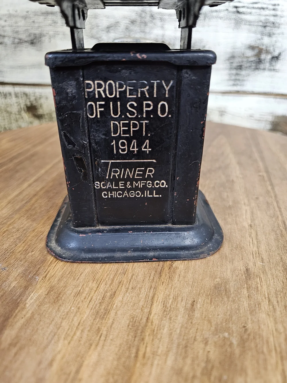 Vintage 1944 Triner Black Postal Scale with Brass Tray - Picture 4 of 13